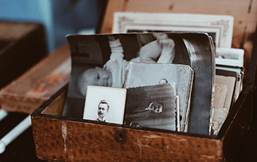 photos in box