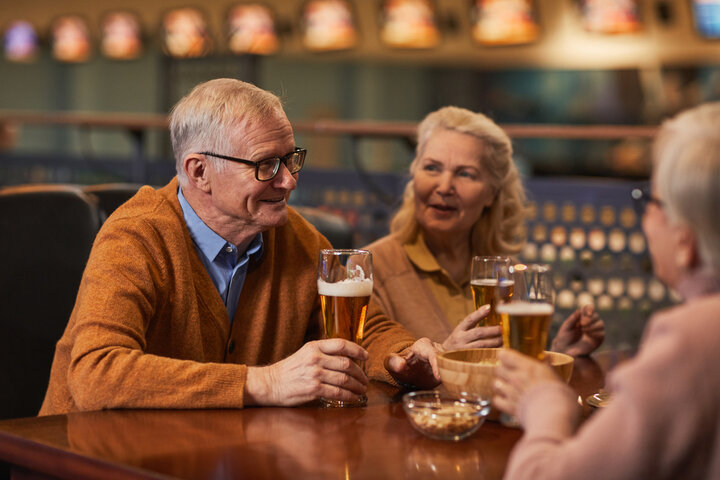 old people in pub